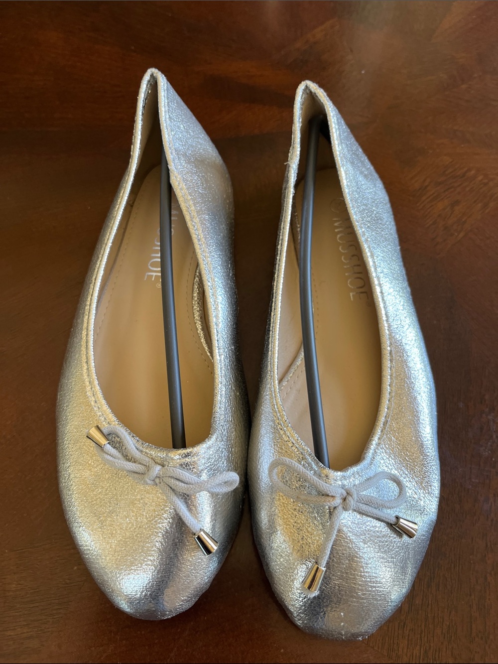 Metallic Silver Bow Ballet Flats for Women